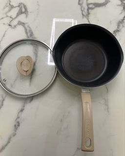 （分類：）位於 。 由 lamshuiicegary 提交（商品編號 1466205592，圖片 1）。簡介： 。