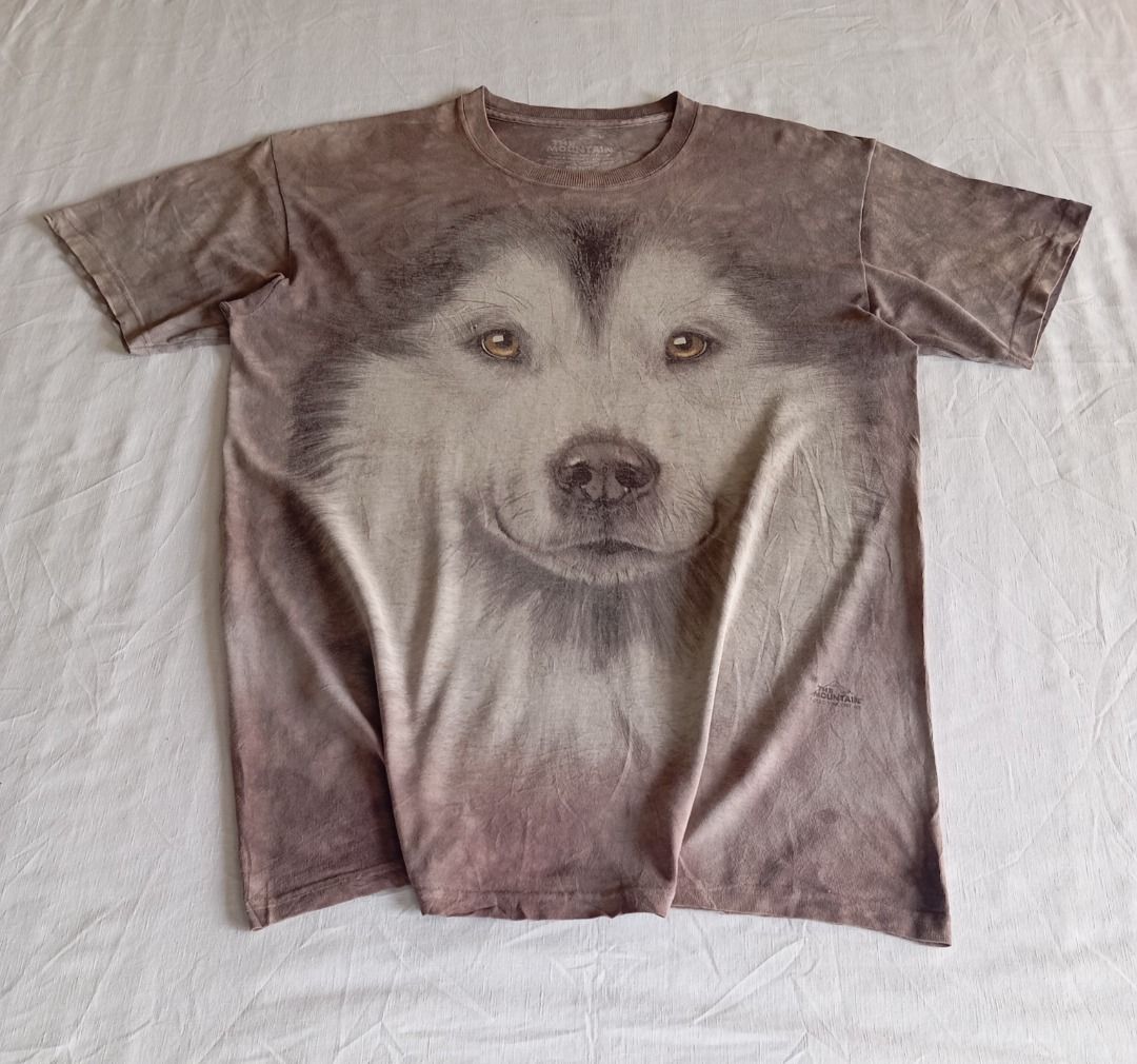 The Mountain Wolf 2011 (Category: Tshirts & Polo Shirts ) located in Cagayan de Oro. Submitted by hustlefinds (Listing ID 1466237822, Image 2). Description: Free shipping ‼️‼️‼️Loc: Mindanao Claveria Mis Or.