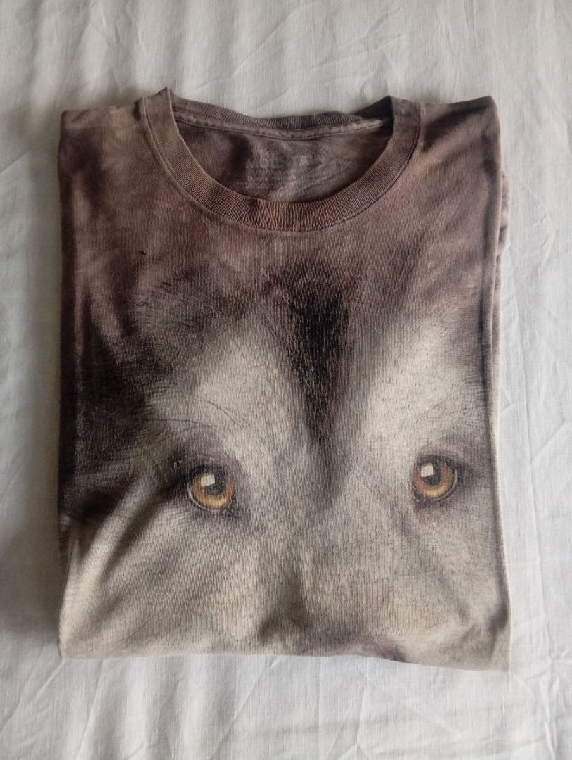 The Mountain Wolf 2011 (Category: Tshirts & Polo Shirts ) located in Cagayan de Oro. Submitted by hustlefinds (Listing ID 1466237822, Image 1). Description: Free shipping ‼️‼️‼️Loc: Mindanao Claveria Mis Or.