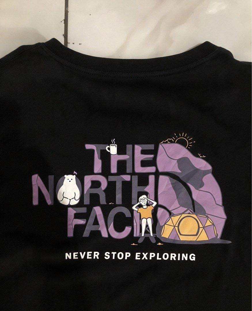 THE NORTH FACE (Category: Activewear) located in Manila. Submitted by thrifted1997 (Listing ID 1466182342, Image 3). Description: Good Condition No issue Xl fit to Large 10/10 color rate .