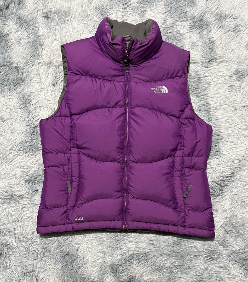 The North Face 550 Puffer Vest Jacket (Category: Coats, Jackets and Outerwear) located in Sasmuan (Sexmoan). Submitted by winterclothes.ph (Listing ID 1466291153, Image 1). Description: The North Face 550 Puffer Vest Jacket L on tag Women’s Width 22 Length 24 Excellent Condition .