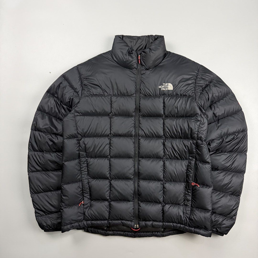 The North Face 800 Pertex Quantum Down Jacket (Category: Coats, Jackets and Outerwear) located in Cavite. Submitted by epiboie (Listing ID 1466201873, Image 1). Description: The north face 800 summit series puffer pertex quantum Packable Size large 23.5x26.5(28back) Color rate: 9.5/10 excellent condition No issue.