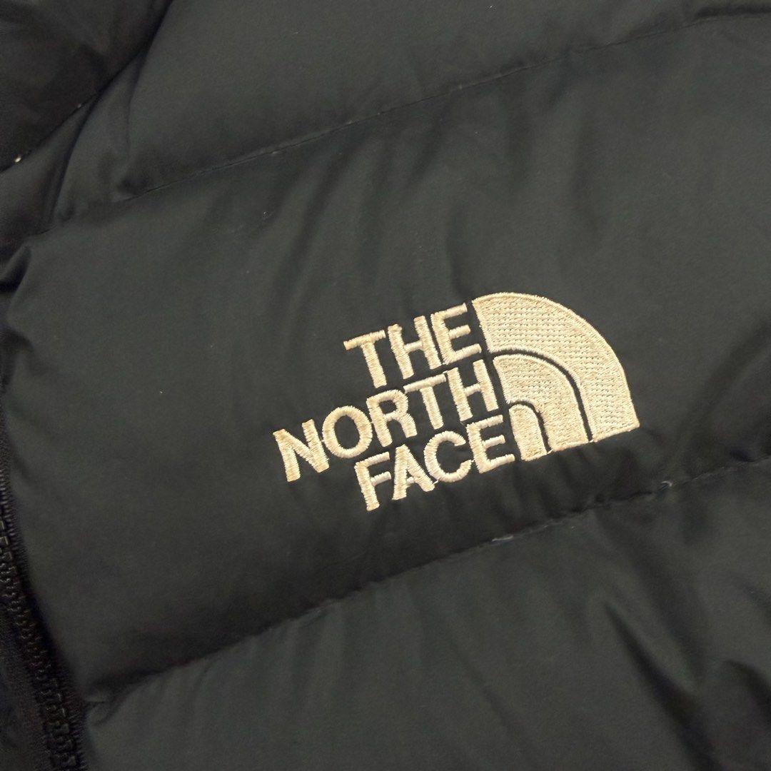 The North Face nupste Black Goose Down Puffer (6) (Category: Coats, Jackets and Outerwear) located in Cavite. Submitted by epiboie (Listing ID 1466199554, Image 2). Description: The north face nupste blk6 Size small petite 20x22 Color rate: 9.5/10 excellent condition No issue 3780.
