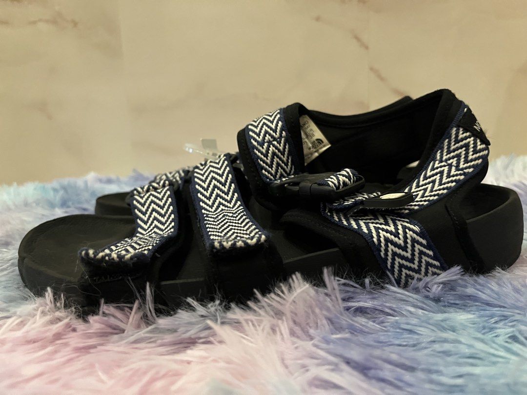 The North Face Sandals Size 7 (Category: Sandals) located in Buenavista. Submitted by lalaprelovedbags (Listing ID 1466211923, Image 3). Description: .