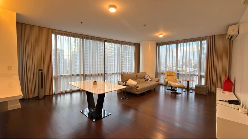 (Category: ) located in . Submitted by camillesiscar.realestate (Listing ID 1466195857, Image 1). Description: .