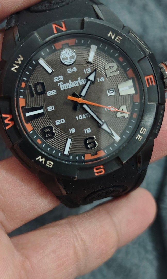 Timberland Altamont / 13849J (Category: Men's Watches) located in Cebu City. Submitted by aceoftime (Listing ID 1466322164, Image 3). Description: In excellent condition In gunmetal/grey textured dial Analog quartz w/ date display 24hr inner tracking Black PVD finish Fixed bezel marked with cardinal compass directions Black silicone band 50m water resist Watch only Our Guarantee: 💯 Authentic All watches are checked by our experienced technician 