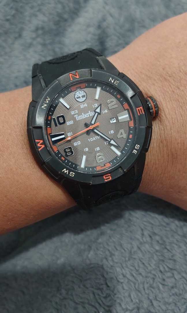 Timberland Altamont / 13849J (Category: Men's Watches) located in Cebu City. Submitted by aceoftime (Listing ID 1466322164, Image 2). Description: In excellent condition In gunmetal/grey textured dial Analog quartz w/ date display 24hr inner tracking Black PVD finish Fixed bezel marked with cardinal compass directions Black silicone band 50m water resist Watch only Our Guarantee: 💯 Authentic All watches are checked by our experienced technician 