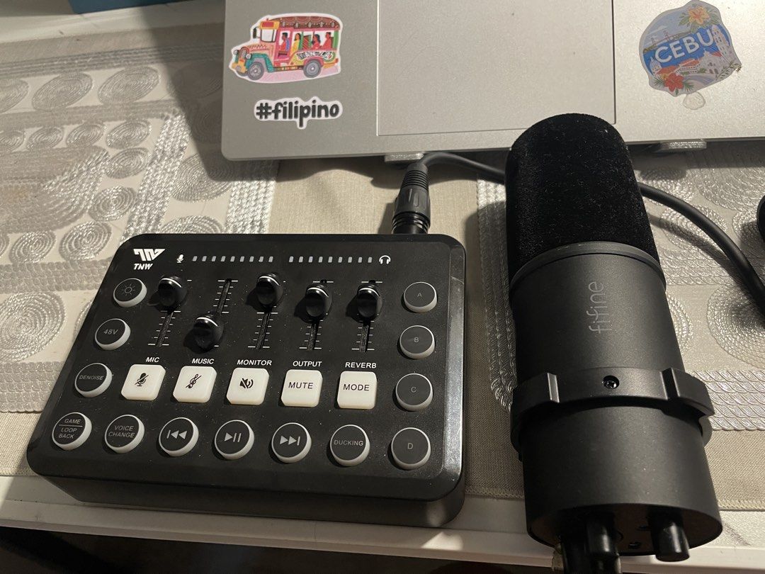 TNW sound card and fifine microphone (Category: Portable Audio Accessories) located in Minglanilla. Submitted by zealowl_b6bd54 (Listing ID 1466201138, Image 2). Description: Selling this TNW sound card and fifine mic for set .