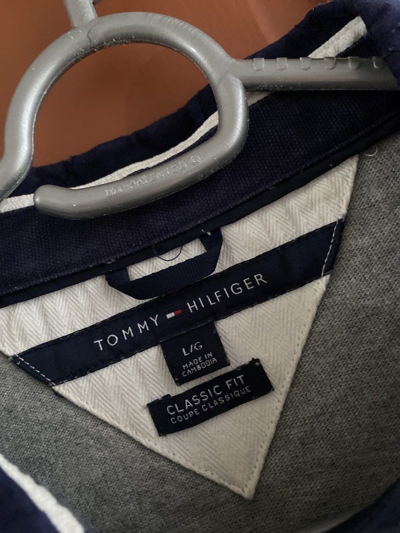Tommy H Polo pullover (Category: Coats, Jackets and Outerwear) located in Manila. Submitted by qamilluxe (Listing ID 1466248370, Image 3). Description: Large on tag Nice to super No flaws.