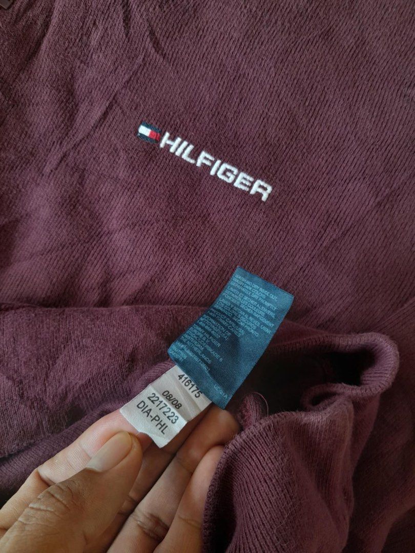 Tommy Hilfiger Quarter-zip Long Sleeve (Category: Coats, Jackets and Outerwear) located in Manila. Submitted by a.stmngo (Listing ID 1466288380, Image 3). Description: Tommy Hilfiger Quaterzip Size medium on tag Width 22 inches Length 27 inches Good Condition 📍Manage your expectation. Item is thrifted 📍Nagcarlan, Laguna.