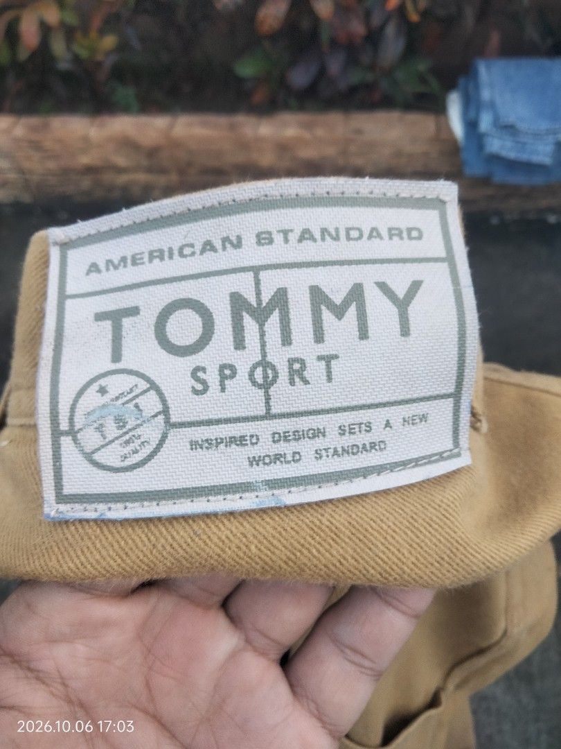 Tommy sport carpenter (Category: Jeans) located in Caloocan City. Submitted by haruconcep52476 (Listing ID 1466315637, Image 3). Description: Dimensions W31×L37 Good condition Color rate 9 Issue need wash and cut yung palawit.