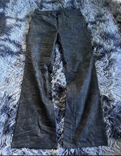(Category: ) located in . Submitted by prettysixtythrift_17 (Listing ID 1466301442, Image 1). Description: .