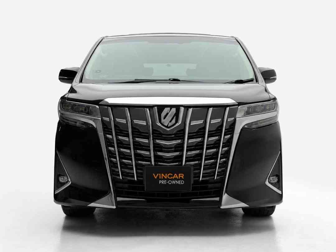 (Category: ) located in . Submitted by vincar_pre-owned (Listing ID 1466318714, Image 1). Description: .