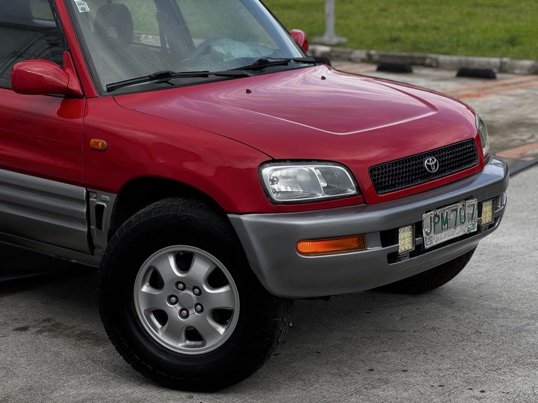 Toyota Rav4 2.0 (A) (Category: Used Cars) located in Cainta. Submitted by rs.bustarga (Listing ID 1466290475, Image 3). Description: 1st Gen Toyota RAV4 Light Off-Roader. For Sale: ₱185,000 (Free Registration) • Toyota RAV4 4WD JDM-Spec Variant: - Stock Right-Biased Rear Spare Tire. - Chassis #: SXA11-*******. • 2.0L 3SFE Inline-4 Gas Engine. • Mileage: 96,***Km. • 4 Speed Automatic Transmission (Smooth Shifting). • Working Full Time 4-Wheel Driv