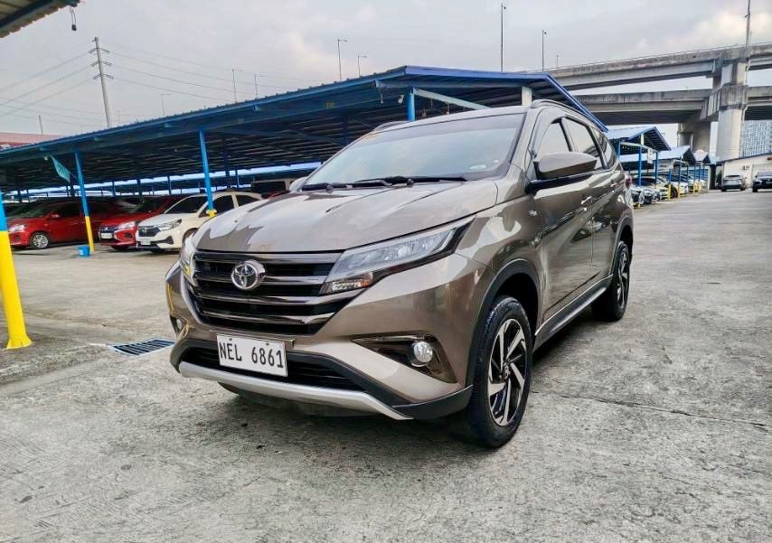 Toyota Rush G Auto (Category: Used Cars) located in Quezon City. Submitted by jayjet.jayjet (Listing ID 1466193300, Image 2). Description: 2022 TOYOTA RUSH G Automatic Transmission 30tkm 7 seater All Power No Issues Like Brand New No Accidents Mechanic Inspected Complete Tools, Jack and Spare Tire Price P668k Slightly negotiable upon viewing Financing/Trade-in Accepted Sample Financing Computations Down P190k+ all in P18k+ 4yrs P22k+ 3yrs Down P1