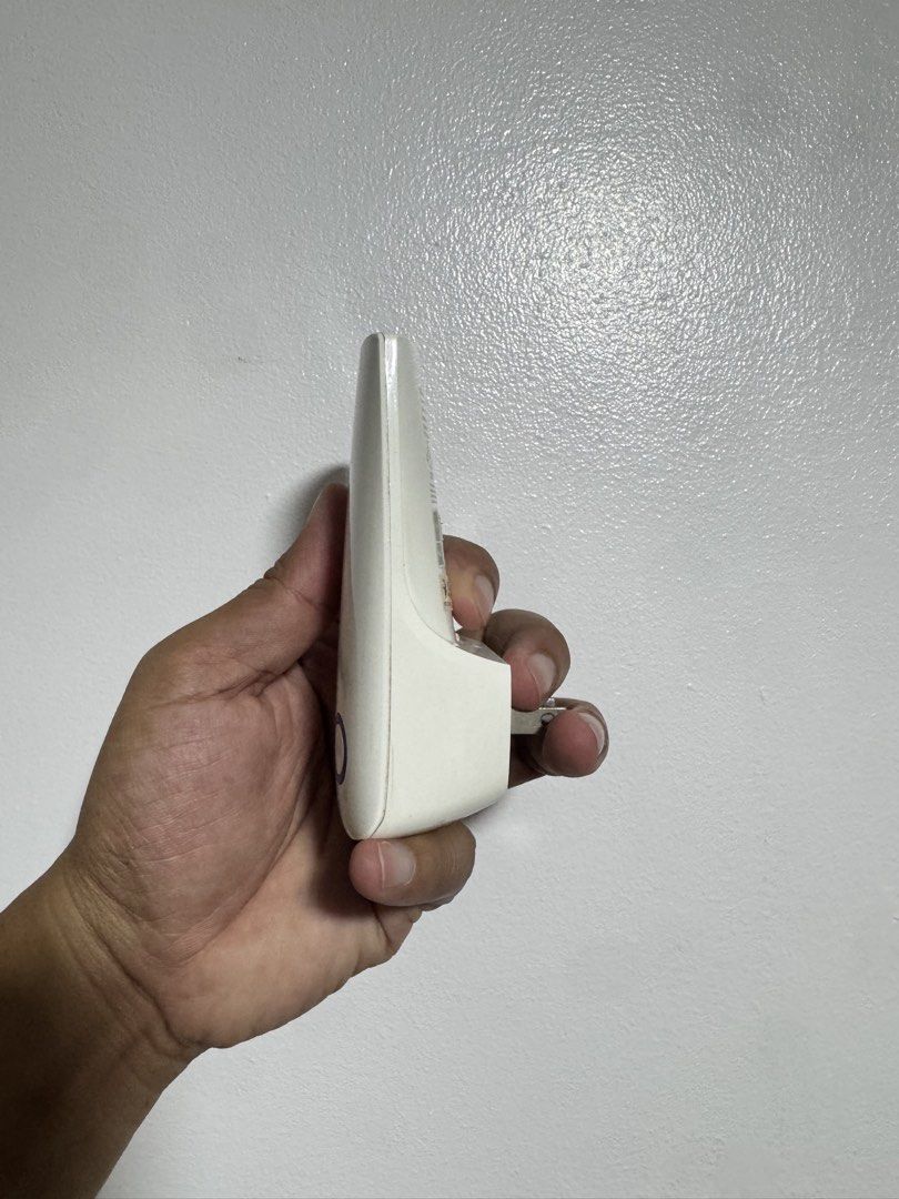 TP-Link Wi-Fi Range Extender (Category: Networking) located in Taguig. Submitted by jhnlndllcndn (Listing ID 1464682062, Image 2). Description: - TP-Link Wi-Fi Range Extender - Boosts and extends your Wi-Fi signal - Plugs directly into a wall socket for convenience - Features an Ethernet port for wired connections - Shows minor scuffs and dust from previous use, but functions perfectly.