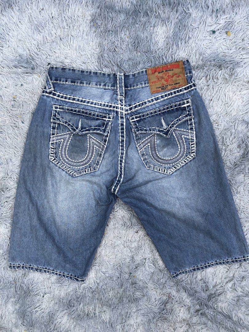 TR Shorts 34x23 (Category: Shorts) located in Bato. Submitted by f1ysthrift (Listing ID 1466271272, Image 1). Description: Authentic .