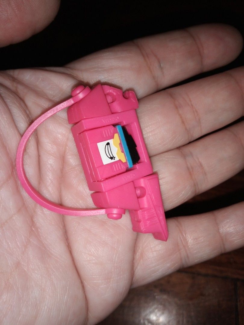 Transformable piano robot toy (Category: Kids Toys) located in Quezon City. Submitted by eidorableshop (Listing ID 1466166900, Image 2). Description: .