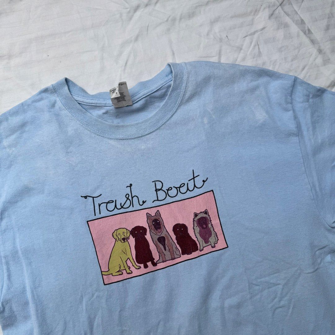 TRASHBOAT (Category: Tshirts & Polo Shirts ) located in Pasig City. Submitted by jaaard (Listing ID 1466305887, Image 3). Description: Size M 20x29 faded top issue shoulder part See pics .