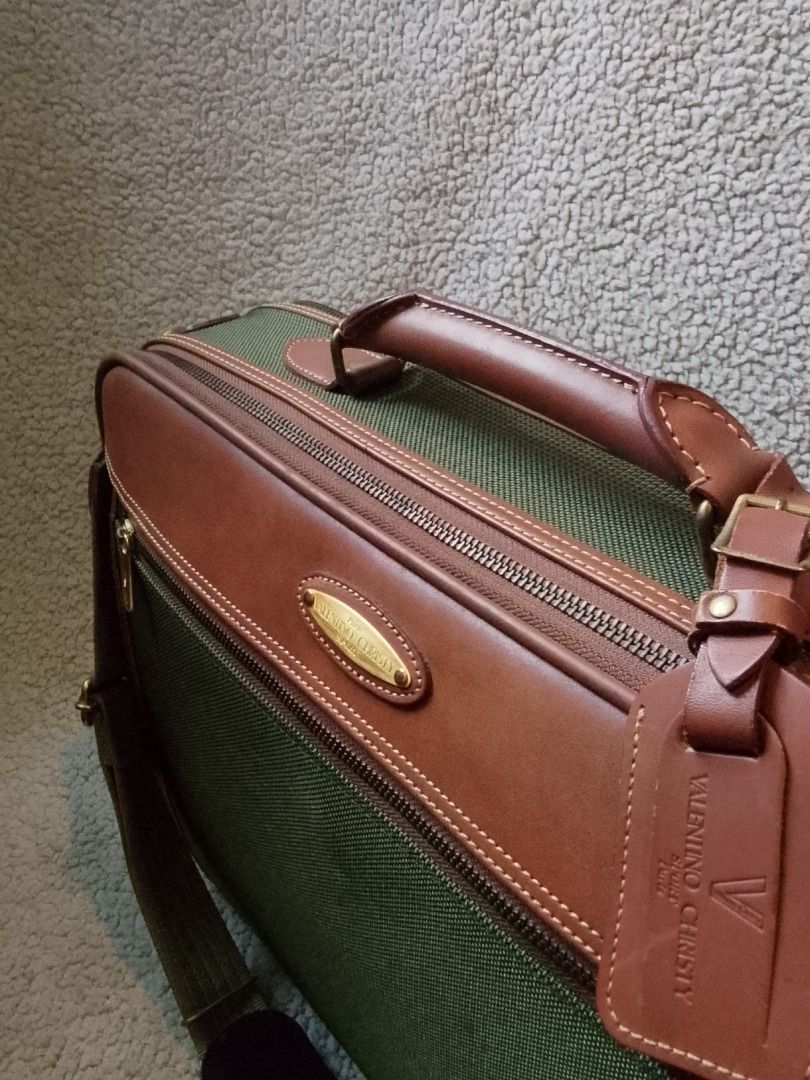 Travel Bag Document Bag Sling Bag (Category: Briefcases) located in Las Pinas. Submitted by flyhigh23 (Listing ID 1466268568, Image 3). Description: In pristine condition Travel Bag Valentino .