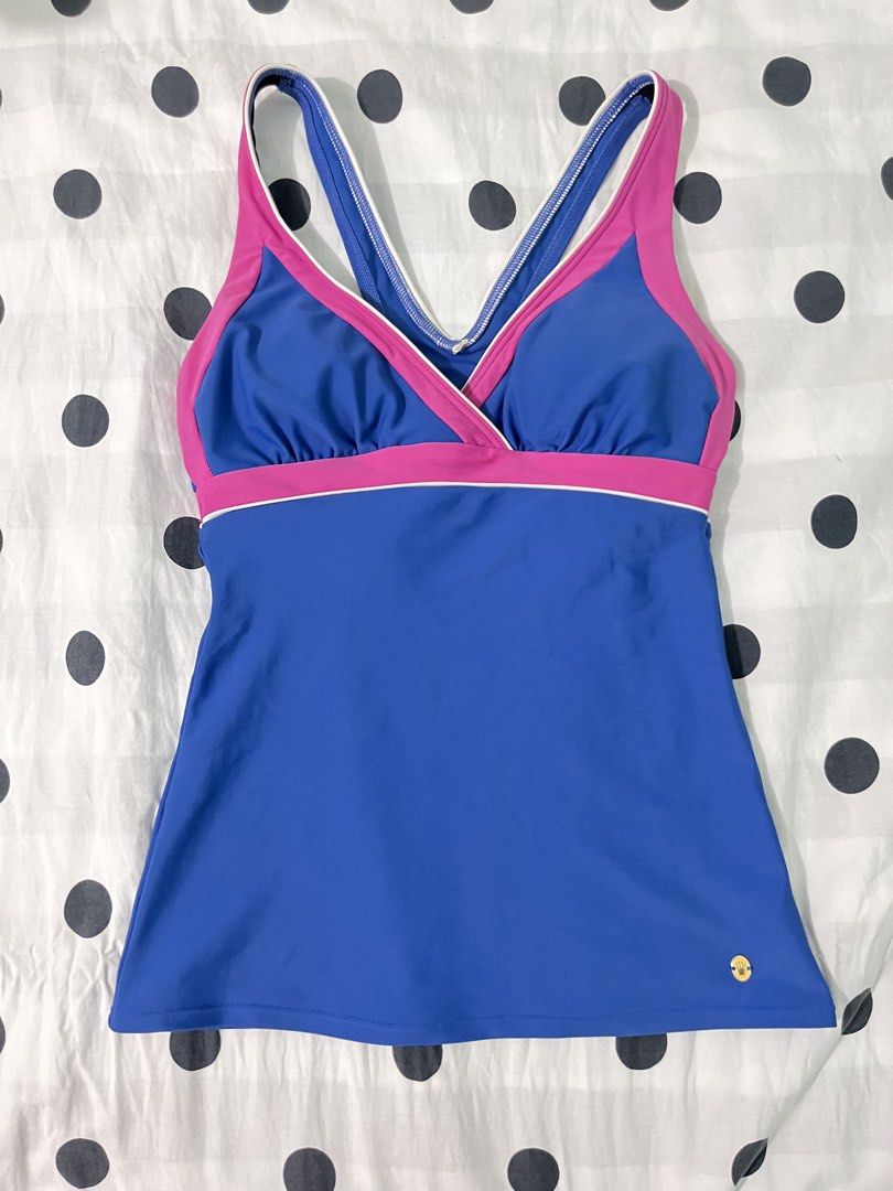 Triumph Activewear (Category: Activewear) located in Bacoor. Submitted by chrstnsnjs (Listing ID 1466255796, Image 1). Description: triumph vintage active wear size S With pads Like new Perfect for pickle ball ₱399+sf .