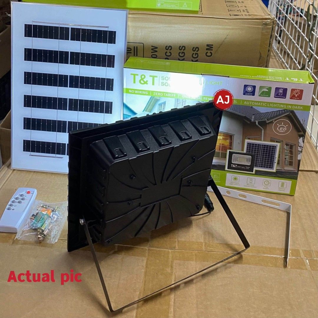 T&T 50000W Solar Garden Light with Remote (Category: Lighting) located in Manila. Submitted by iliasjen3082126 (Listing ID 1466205646, Image 3). Description: T&T 50000W solar garden light and flood light. IP70 waterproof rating. Zero electricity tariff required, completely wireless setup. Automatic lighting turns on in the dark. Includes solar panel, LED light fixture, remote control, mounting bracket, and hardware bag. Original box included..