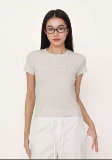 (Category: ) located in . Submitted by savemyoverflowingwardrobe (Listing ID 1466276773, Image 1). Description: .