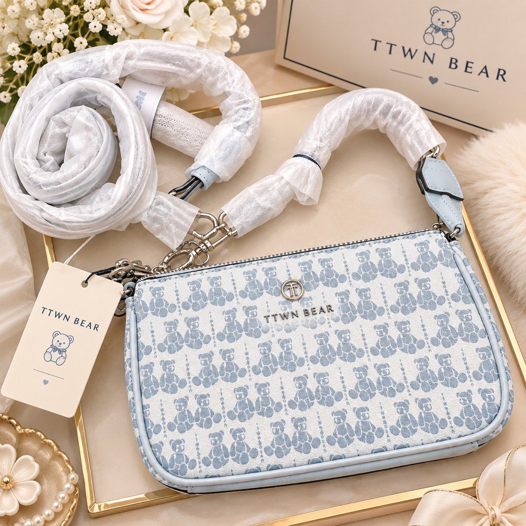 TTWN BEAR (Category: Cross-body Bags) located in Zamboanga. Submitted by Chuchai (Listing ID 1466258108, Image 1). Description: .