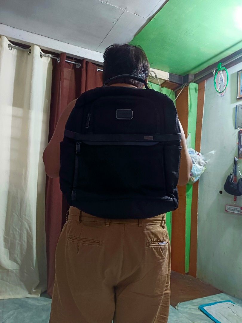 Tumi alpha 3 slim solutions backpack (Category: Luxury Bags & Wallets) located in Cebu City. Submitted by negotiableprice22 (Listing ID 1466100604, Image 1). Description: Tumi alpha 3 slim solutions backpack Height 15 inch Width 6 inch Length 12 inch missing 1 zipper puller Dm me if interested.