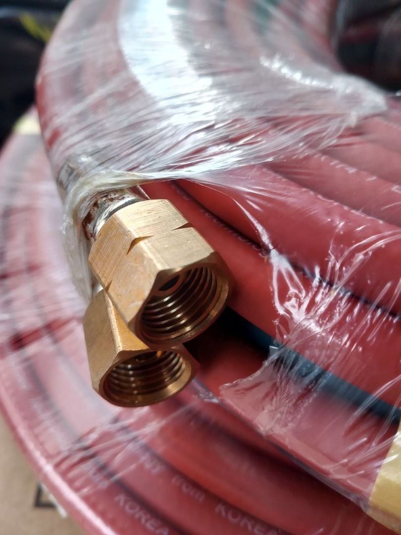 Twin Hose Specs: 10mtrs (Category: Everything Else Others) located in Manila. Submitted by joeyroque09 (Listing ID 1466233653, Image 2). Description: Twin Hose Specs: 10mtrs.