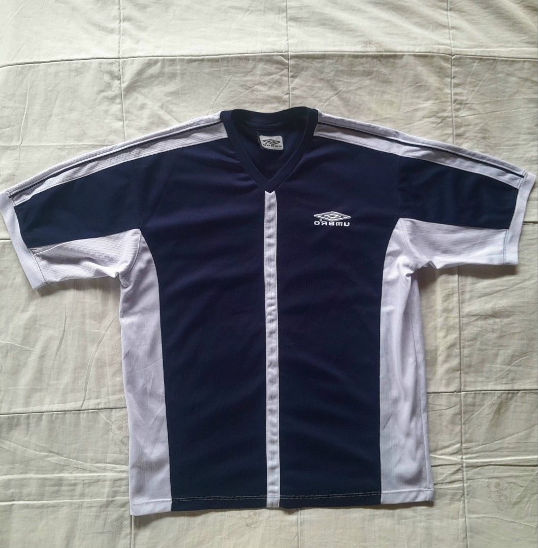 Umbro jersey (Category: Tshirts & Polo Shirts ) located in Catbalogan. Submitted by vastgem_fe5620 (Listing ID 1466302193, Image 1). Description: dm nalang.