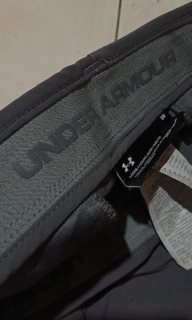 Under Armor / Armour shorts (Category: Shorts) located in Bacolod City. Submitted by stuffensheee (Listing ID 1466214016, Image 3). Description: UNDER ARMOUR Matchplay Vented Shorts in GREY Excellent Condition 38 on Tag Waist 39 - 40 Length 20.5 JUST DM FOR MORE DETAILS.