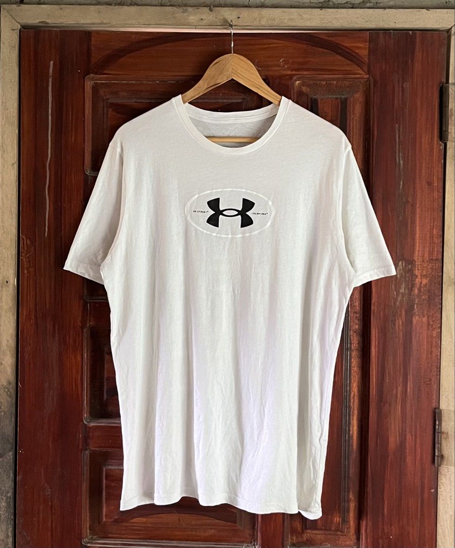 UNDER ARMOUR (Category: Tshirts & Polo Shirts ) located in Asuncion (Saug). Submitted by carls_thrift21 (Listing ID 1466208682, Image 1). Description: UNDER ARMOUR Size: XL fit Large Dimes: 21/28 Excellent Condition 10/10 Color Rate 📥📩.