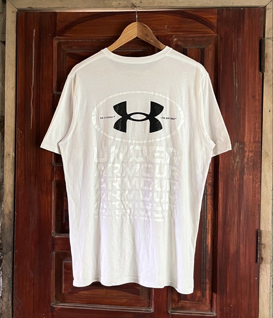 UNDER ARMOUR (Category: Tshirts & Polo Shirts ) located in Asuncion (Saug). Submitted by carls_thrift21 (Listing ID 1466208682, Image 2). Description: UNDER ARMOUR Size: XL fit Large Dimes: 21/28 Excellent Condition 10/10 Color Rate 📥📩.