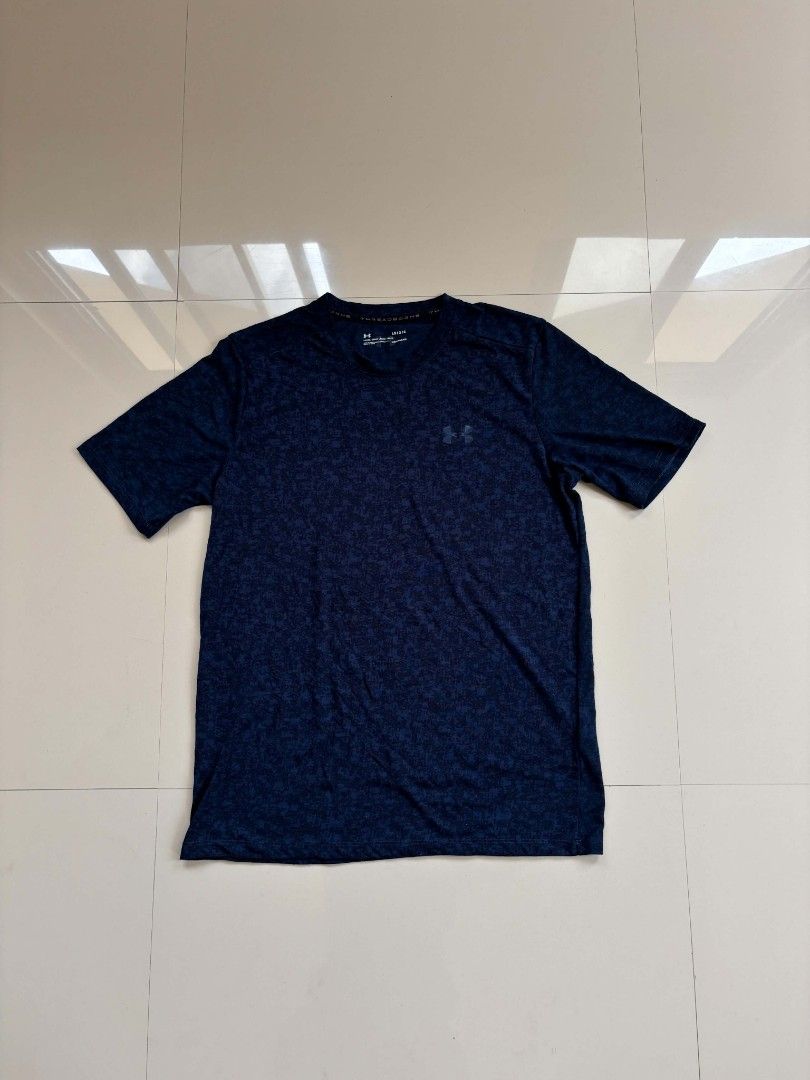 Under Armour (Category: Announcements) located in Sultan Kudarat. Submitted by hadjitaha (Listing ID 1466217894, Image 1). Description: UNDER ARMOUR size:L excellent no issue.