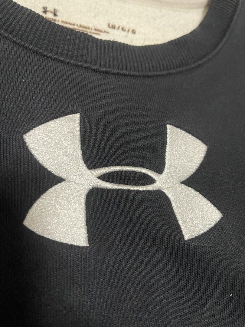 Under Armour Embroidered Jackets (Category: Coats, Jackets and Outerwear) located in Bulacan. Submitted by sanjisthrift (Listing ID 1466309482, Image 3). Description: Size Small Width 19 Length 25 Well Used 8/10 Stains Good fade.