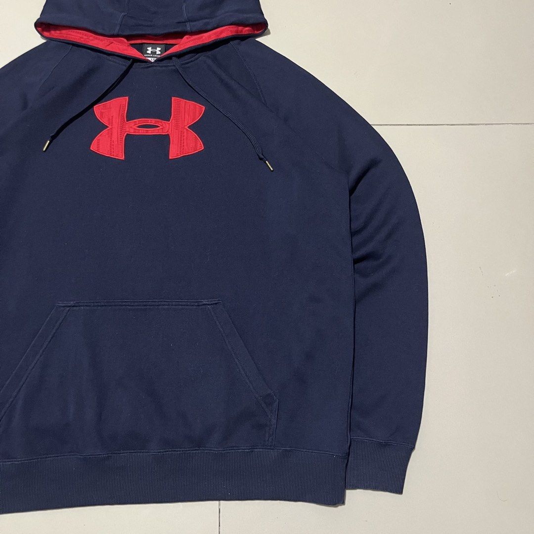 UNDER ARMOUR MID BIG LOGO HOODIE JACKET (Category: Coats, Jackets and Outerwear) located in Manila. Submitted by balanse (Listing ID 1466222065, Image 2). Description: SIZE: L ON TAG FIT DIMES: 23W X 28L EXCELLENT CONDITION. 9.9 HONEST COLOR RATE. NONE ANY ISSUE..
