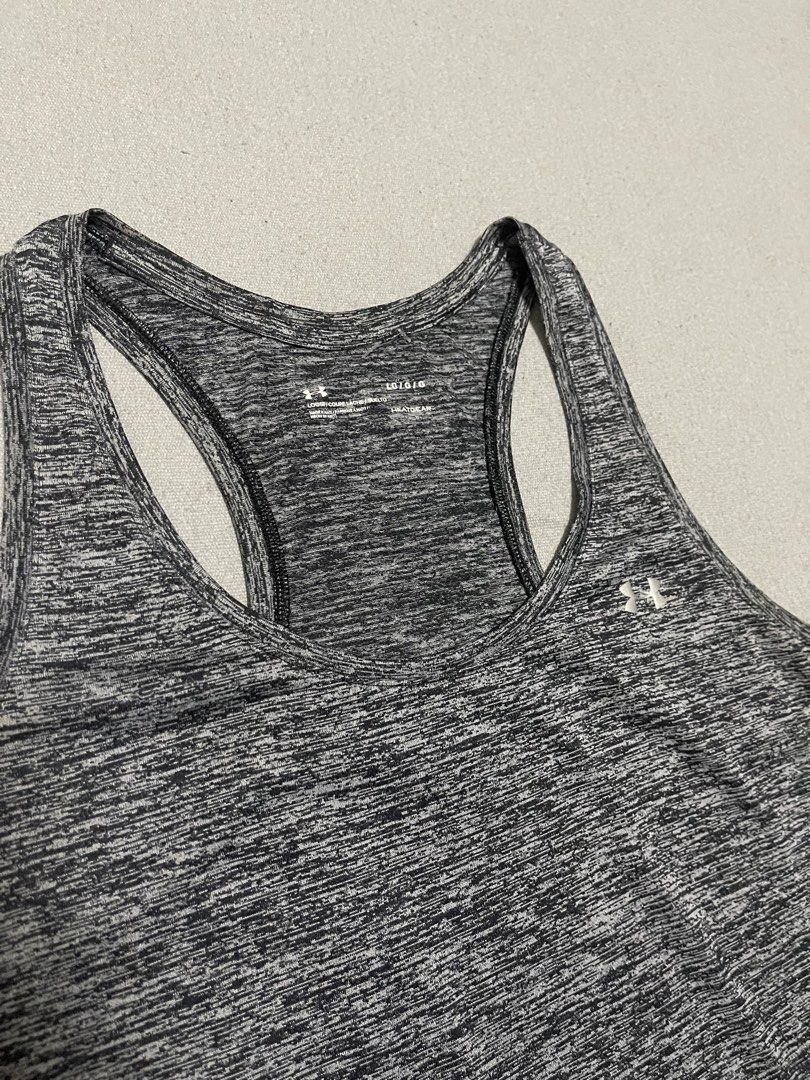 Under Armour Sportswear Tanktop (Category: Activewear) located in Bulacan. Submitted by sanjisthrift (Listing ID 1466311751, Image 2). Description: Size Large Width 18 Length 26.5 Excellent Condition 9/10.