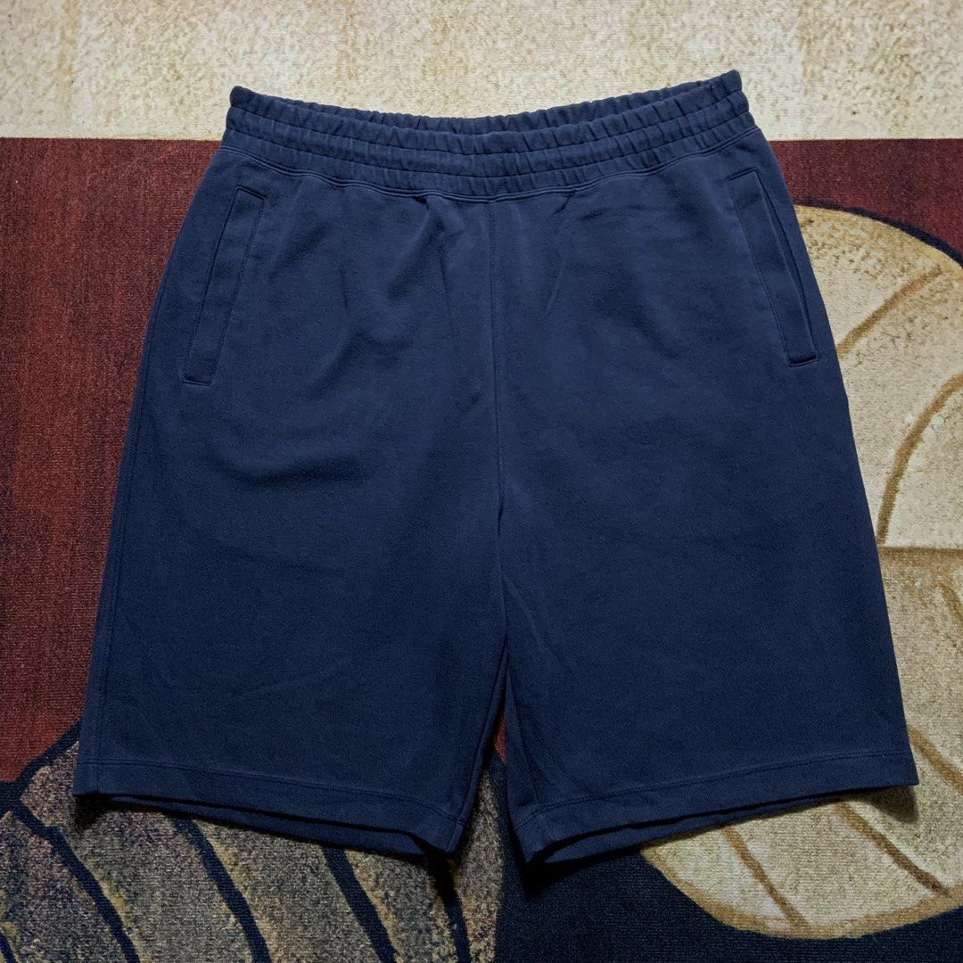 UNIQLO : C Sweat Shorts Navy (Category: Shorts) located in Puerto Princesa. Submitted by jdthrifts (Listing ID 1466308806, Image 1). Description: Dimes: Waist: 32-36 Length: 23 Hem: 13 No issue Excellent condition 900 only PM!.