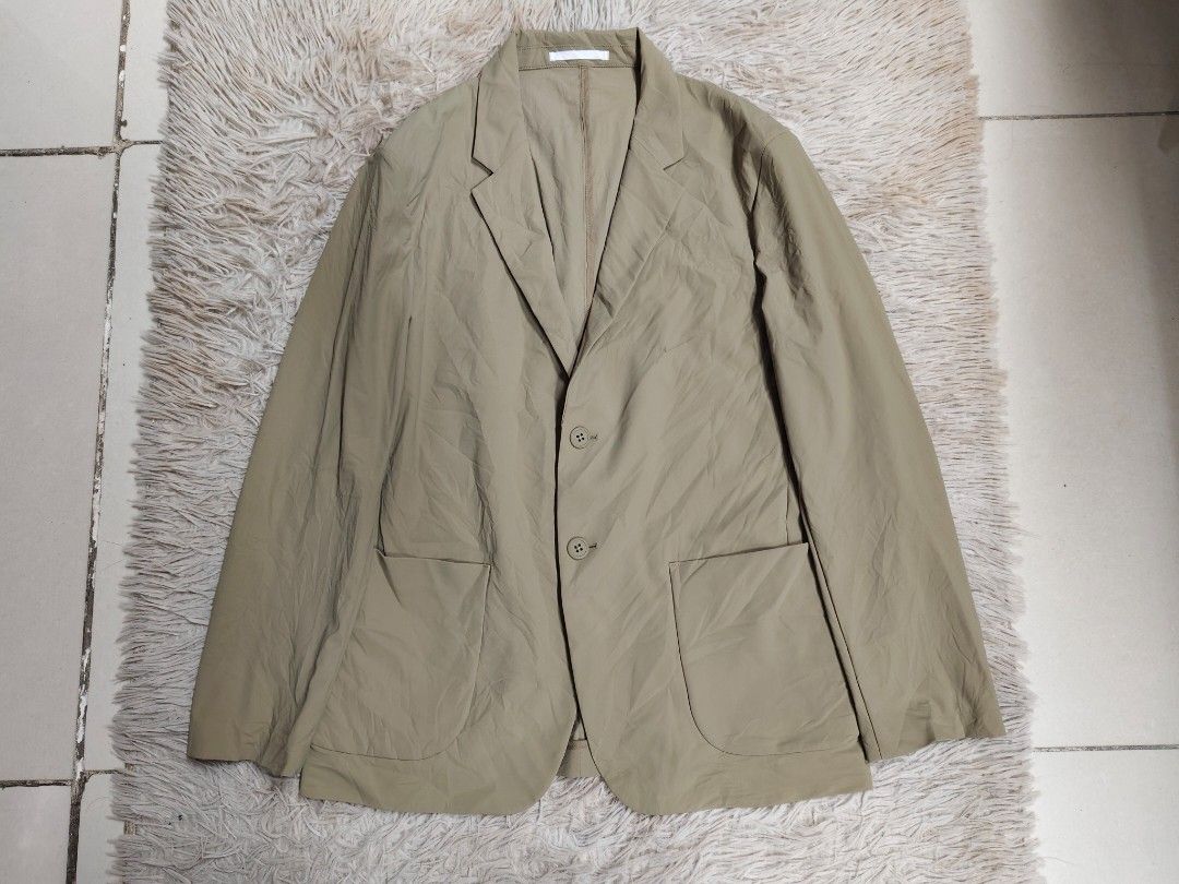 Uniqlo Ultra Stretch Blazer (Category: Coats, Jackets and Outerwear) located in Angeles City. Submitted by miss_independent01 (Listing ID 1466281559, Image 3). Description: Uniqlo Ultra Stretch Blazer Color: Khaki Width: 19.5 (Small on tag) Length: 26.5 Sleeve: 22.5 Shoulder: 17 MOP: Gcash ✅ Mine Now, Pay Now ✅ First to Pay, Gets the Item 📍 PAMPANGA Courier: JnT 🚚🚚 PM 💌💌.
