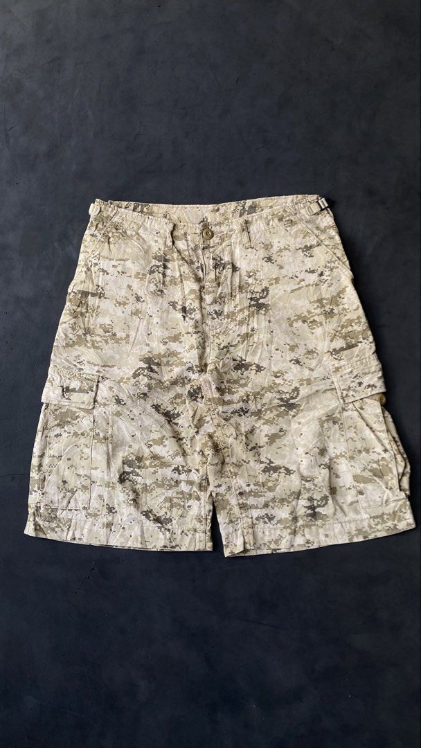 US tactical CAMOUFLAGE Cargo short (Category: Shorts) located in Cebu City. Submitted by drip_on_a_budg3t (Listing ID 1466301917, Image 1). Description: price+SF size 32x23.5 .