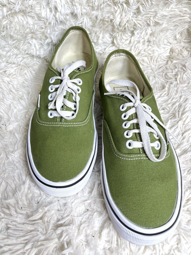 VANS Authentic Pesto "Olive Green" (Category: Sneakers) located in Pagadian. Submitted by angelcanzado (Listing ID 1466156744, Image 1). Description: VANS Authentic Pesto "Olive Green" Excellent Conditon Please see each pic From UKAY as.in new kaau ni Mens: 8 Womens: 9.5 CM 26 , EUR 40.5 .