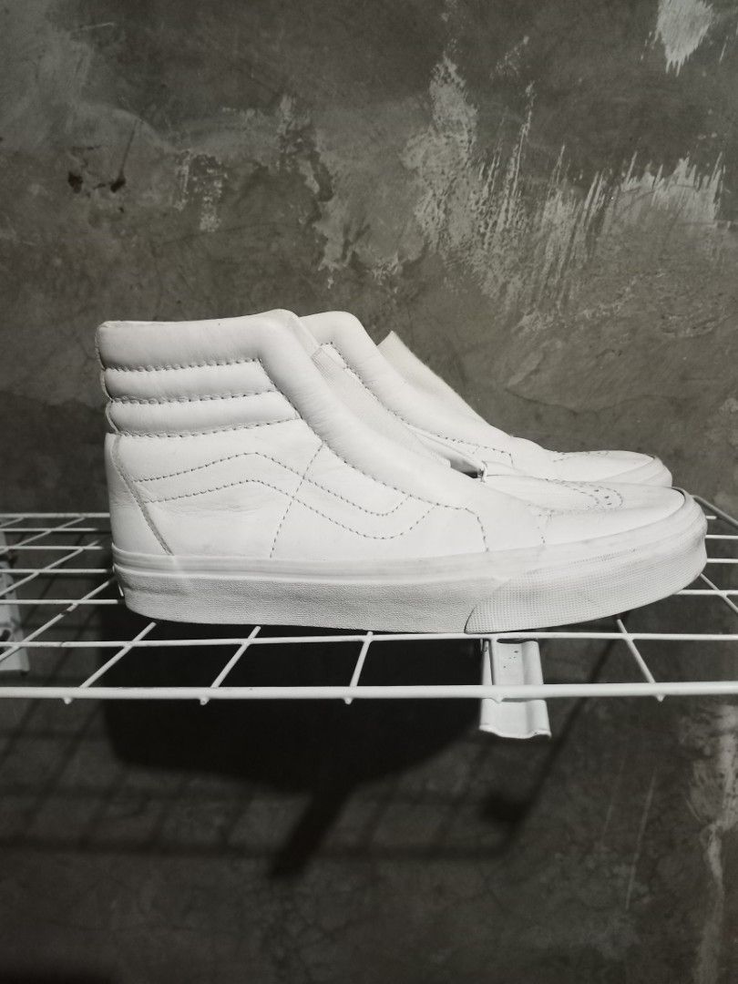 Vans Sk8 High Laceless Reissue (Category: Sneakers) located in Mabalacat. Submitted by hasashoe (Listing ID 1466155963, Image 1). Description: SIZE ON PIC EXCELLENT CONDITION GOOD WORKING PERFORMANCE WEAR AND GO.