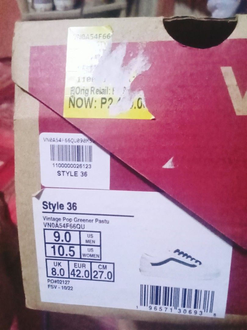 Vans Style 36 low-top sneakers (Category: Sneakers) located in Cebu City. Submitted by mngthms (Listing ID 1466192878, Image 2). Description: .
