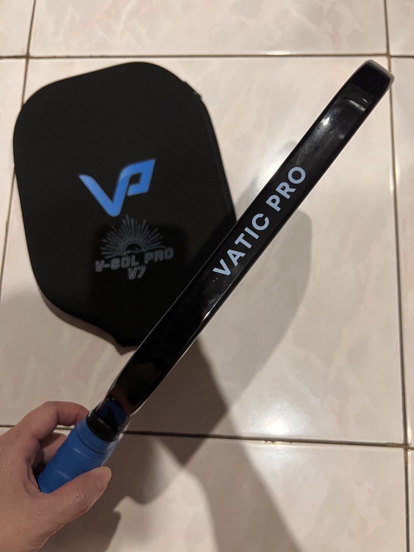 Vatic Pro V-Sol Pro V7 Pickleball Paddle (Category: Racket and Ball Sports) located in Marikina City. Submitted by itsjaneee (Listing ID 1466302496, Image 2). Description: FOR SALE: Vatic Pro V Sol V7 – Elongated • 2 months used • Good condition RFS: Extra paddle 📍 Marikina.