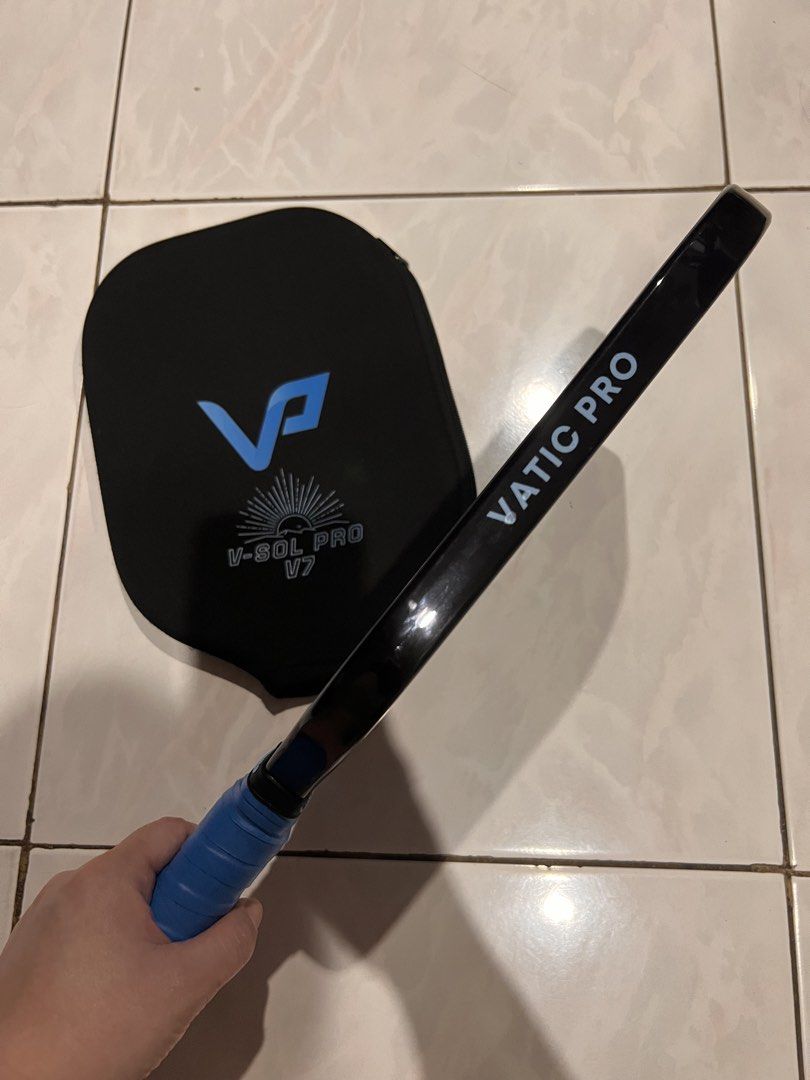Vatic Pro V-Sol Pro V7 Pickleball Paddle (Category: Racket and Ball Sports) located in Marikina City. Submitted by itsjaneee (Listing ID 1466302496, Image 3). Description: FOR SALE: Vatic Pro V Sol V7 – Elongated • 2 months used • Good condition RFS: Extra paddle 📍 Marikina.