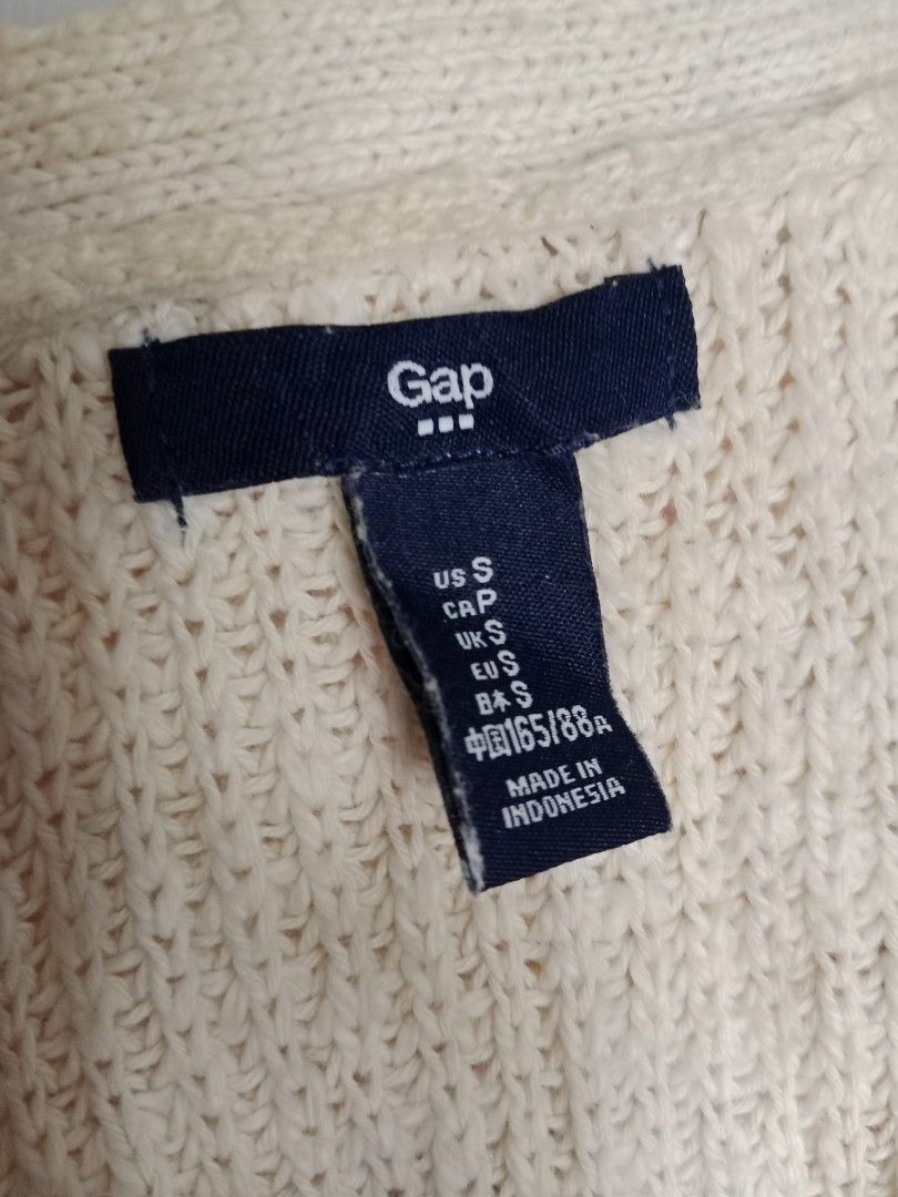 vest type cardigans (Category: Coats, Jackets and Outerwear) located in Manila. Submitted by mamapards17 (Listing ID 1466247321, Image 2). Description: .