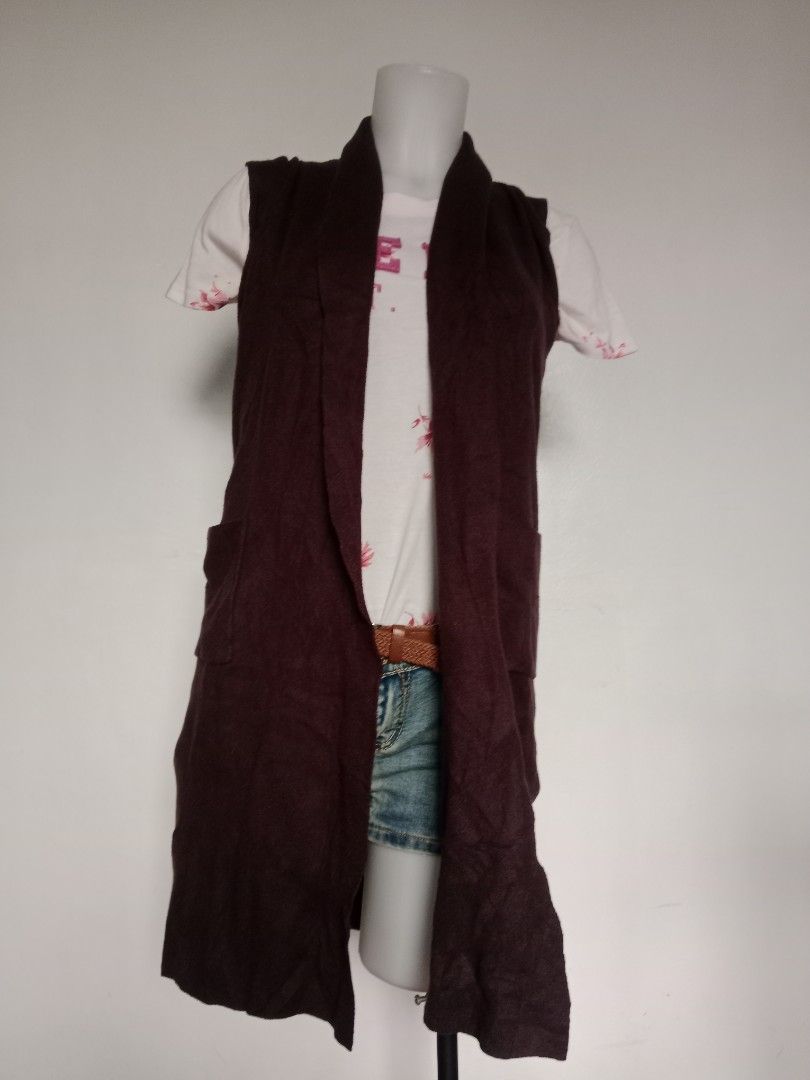 vest type cardigans (Category: Coats, Jackets and Outerwear) located in Manila. Submitted by mamapards17 (Listing ID 1466249237, Image 1). Description: .