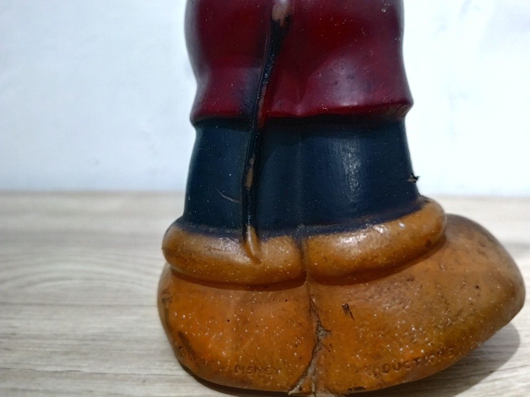 Vintage 70s Squeaky Mickey Mouse (Category: Plushies & Soft Toys) located in Cavite. Submitted by bodega_ni_kiks11 (Listing ID 1466242203, Image 3). Description: Manage your expectations — these toys are vintage and may show signs of age, storage wear, discoloration, or minor imperfections. Please check all photos carefully as they form part of the item description. Sold as-is. What you see is what you get. Perfect for collectors, display, or nos