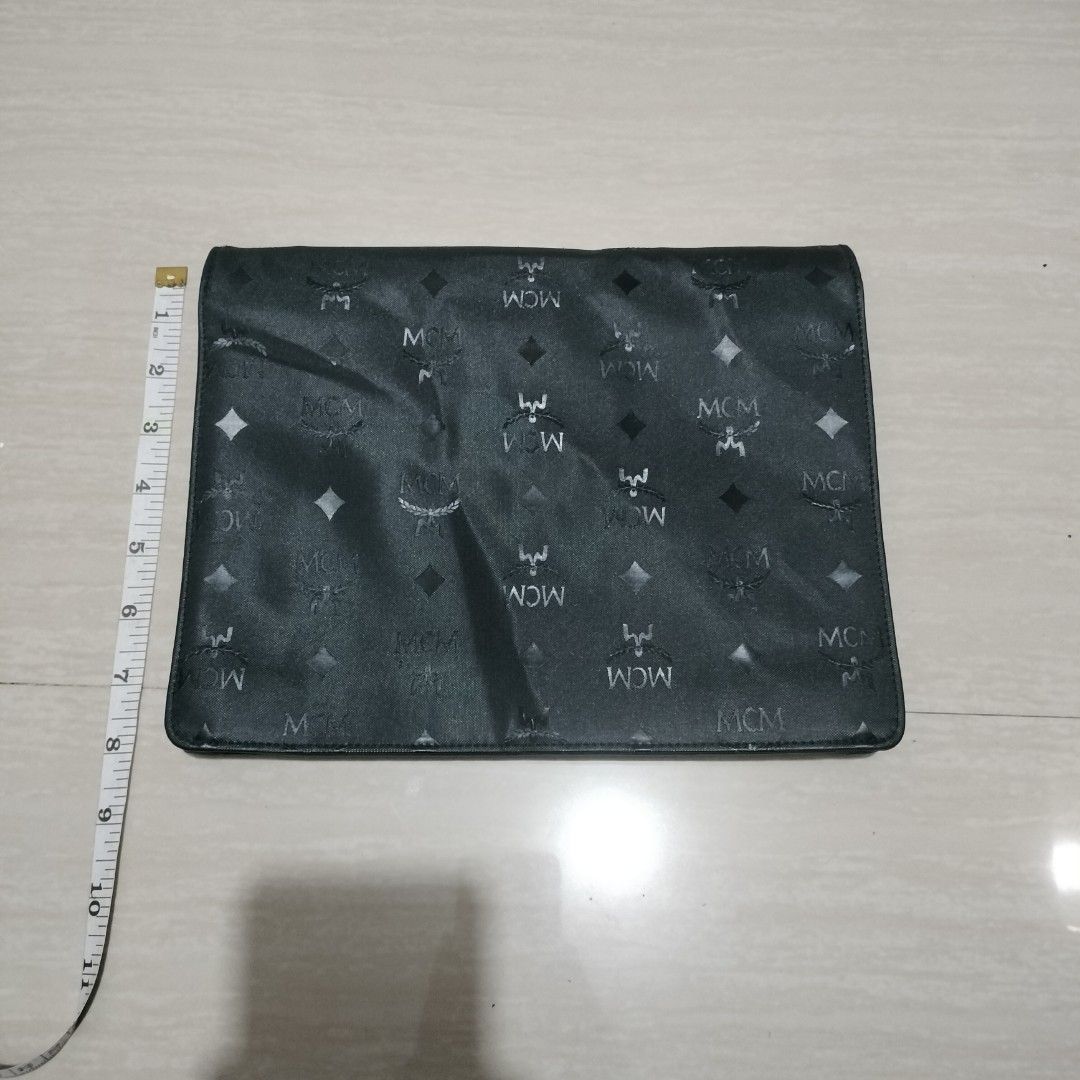 VINTAGE MCM 2 WAY BAG (Category: Luxury Bags & Wallets) located in Sariaya. Submitted by social_animalz (Listing ID 1466312293, Image 2). Description: clutch / sling bag ( missing sling) may konting angat ( see last pic) shipping fee is not included.
